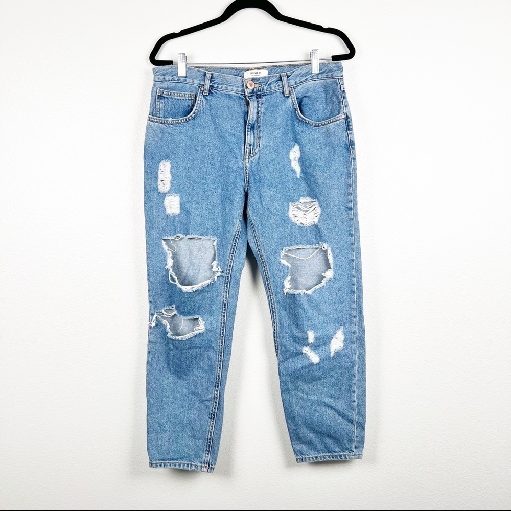 FOREVER 21 High Rise Distressed Straight Leg Jeans 30
